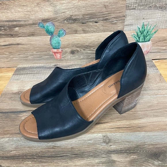 Lucky Brand Raheema Heeled Sandal Black leather Dorsay block heel US Women's 10M - Picture 8 of 8